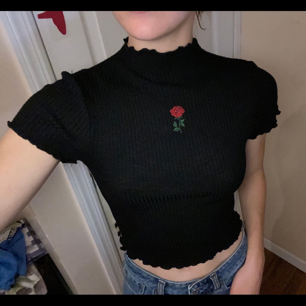 forever 21 black sweater top with rose embroidery